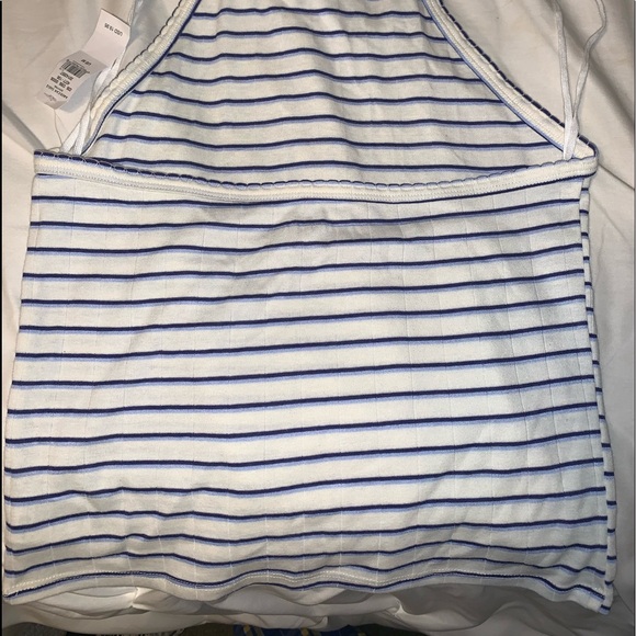 haltered top - Picture 2 of 2